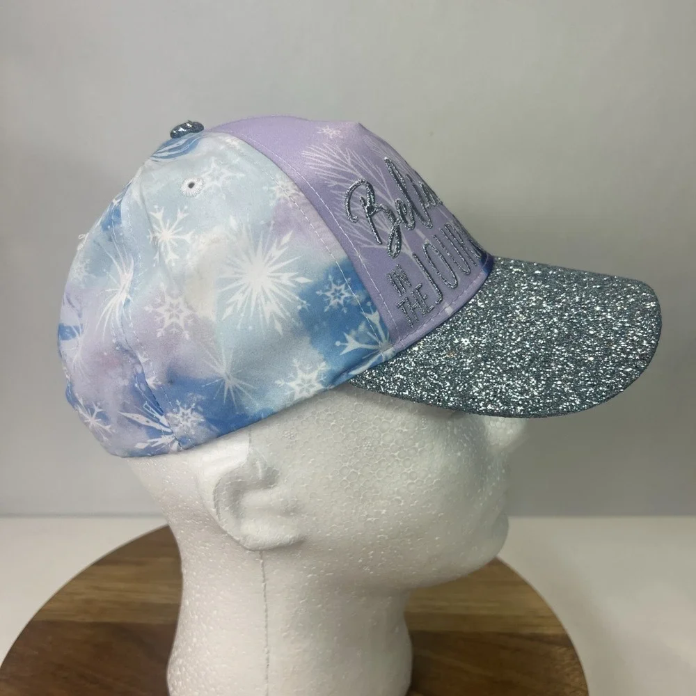 DISNEY Parks  Frozen 2 Youth Baseball Hat Sparkles Character‎ Elsa & Anna. NWT